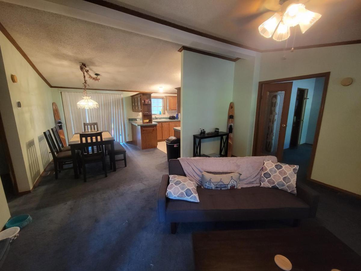 Сasa de vacaciones Camp Not Found - 3 Queen Bedrooms By The Hartstown