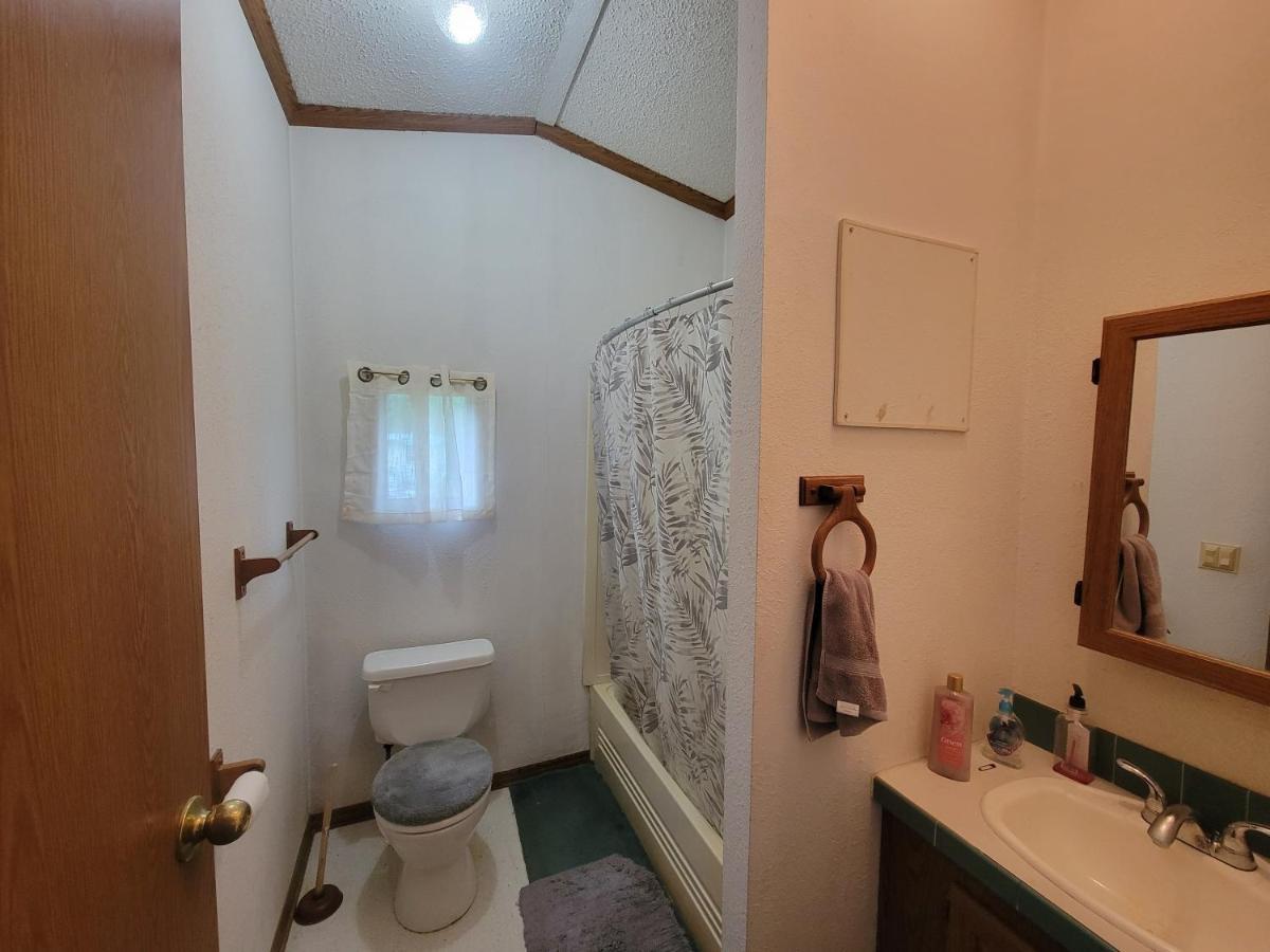 Camp Not Found - 3 Queen Bedrooms By The Сasa de vacaciones Hartstown