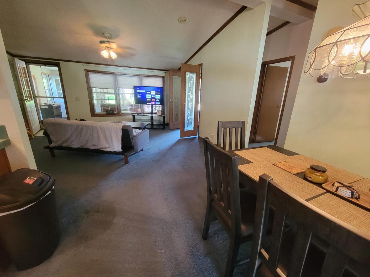 Camp Not Found - 3 Queen Bedrooms By The Hartstown